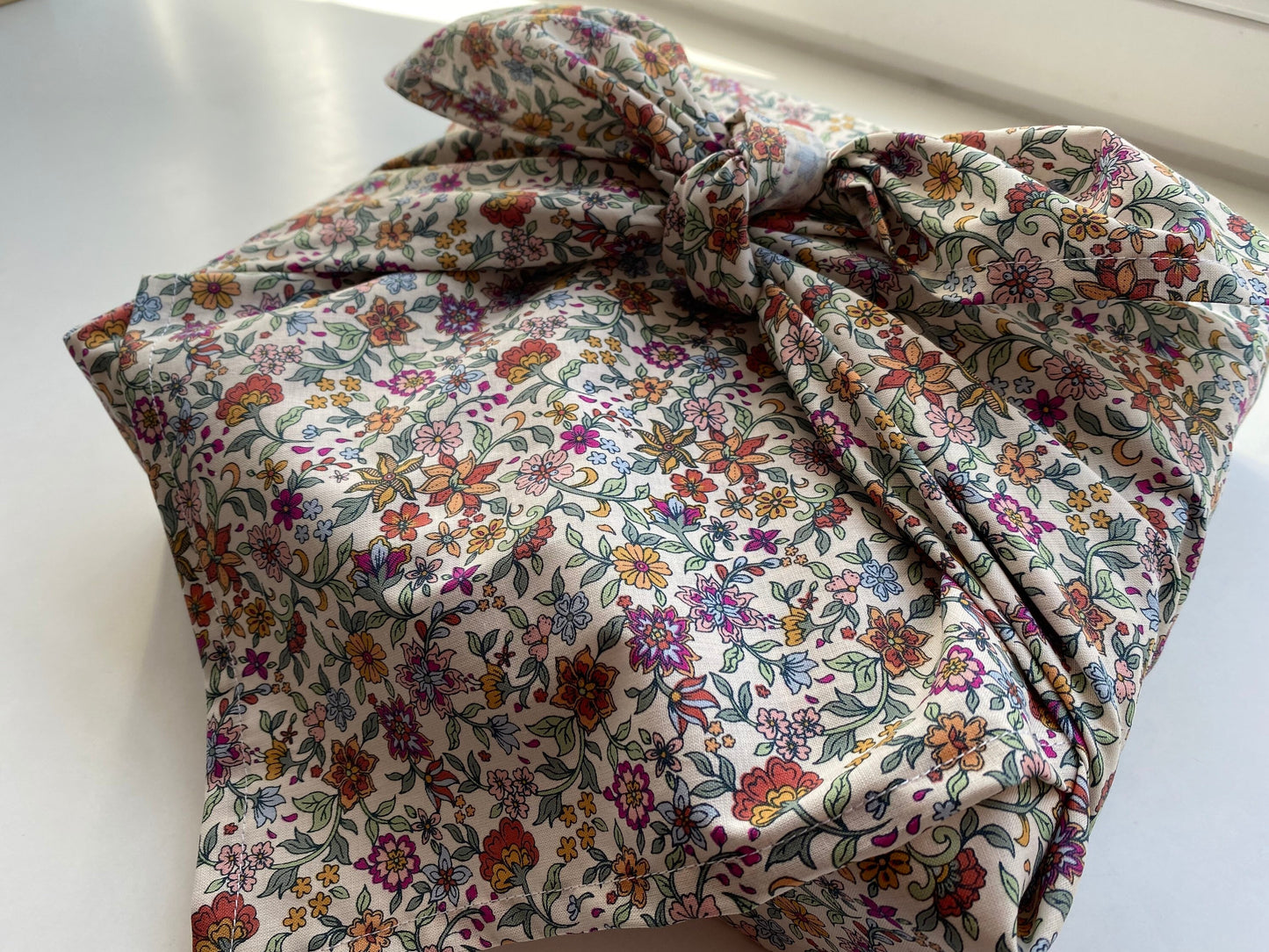 Furoshiki Geschenktücher mit Blumen Motiv, Größe S 35x 35cm, M 50x50cm, L 70x70cm, XL 90x90cm, Verpackung Stoff, Wrap Tuch